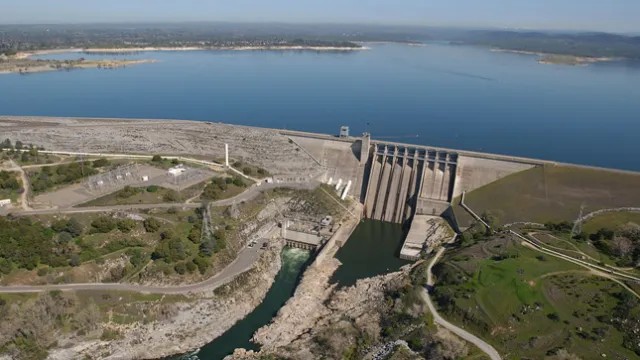 修復(fù)大壩混凝土外加劑